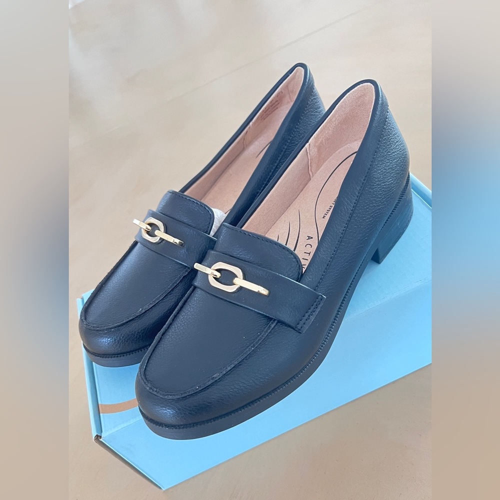 BRAND NEW DR SCHOLLS LOAFERS